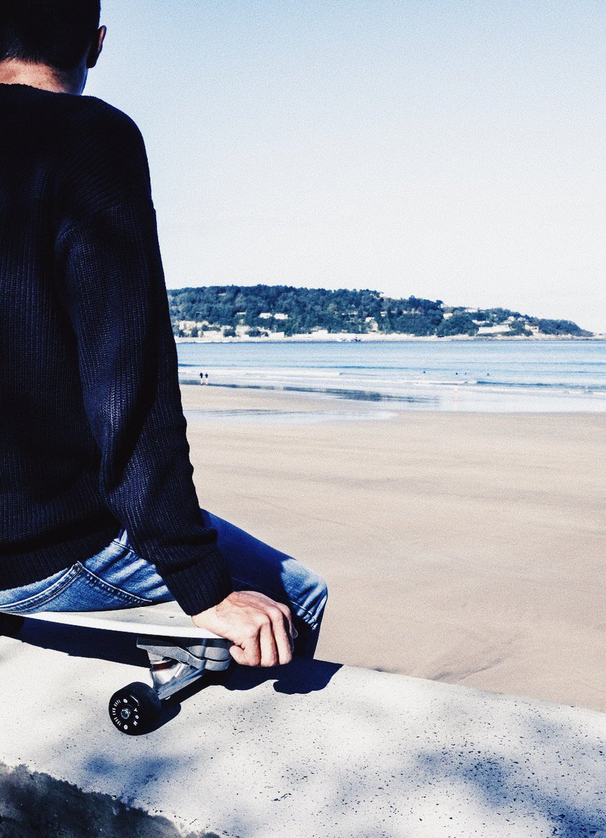 yowsurf's tweet photo. We want to thank for those winter days when the sun appears, even for a couple of hours :)

#yowsurf #yowsurfskate #yousurfasyouride #yow #surf #surfskate https://t.co/DTJGs9dpvT