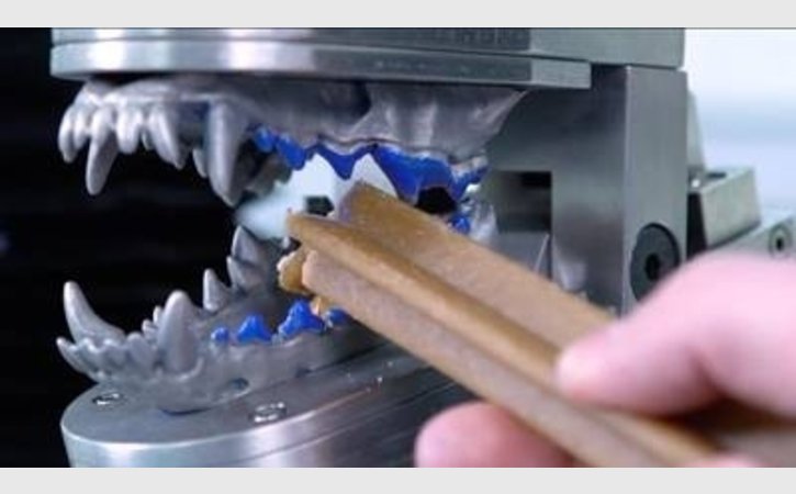 UNIQUE ‘CHEWING ROBOT’ TAKES CANINE ORAL CARE RESEARCH TO THE NEXT LEVEL - ow.ly/2Mvs30hzCHY