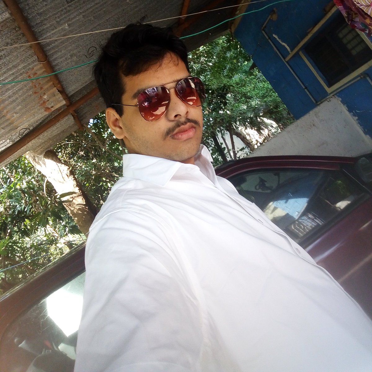 NamithDavood's tweet photo. #NewProfilePic https://t.co/WHemcQKigj