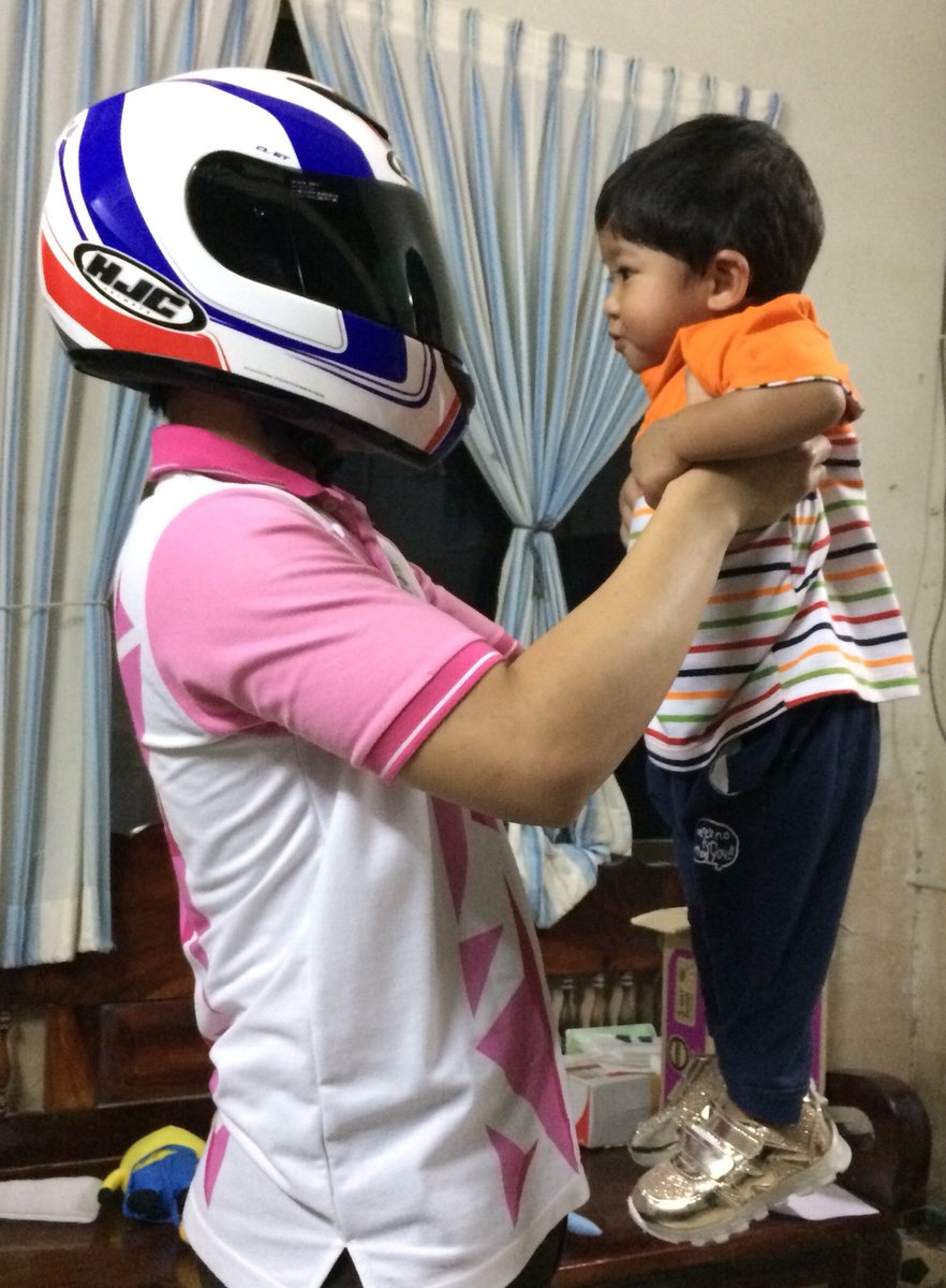 anestIwest's tweet photo. ค่อยๆไป ใจเย็นๆ https://t.co/b1cOjnB04V