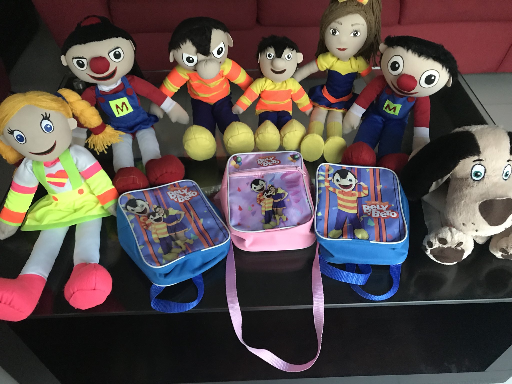 Muñecos de peluche de bely y beto sale