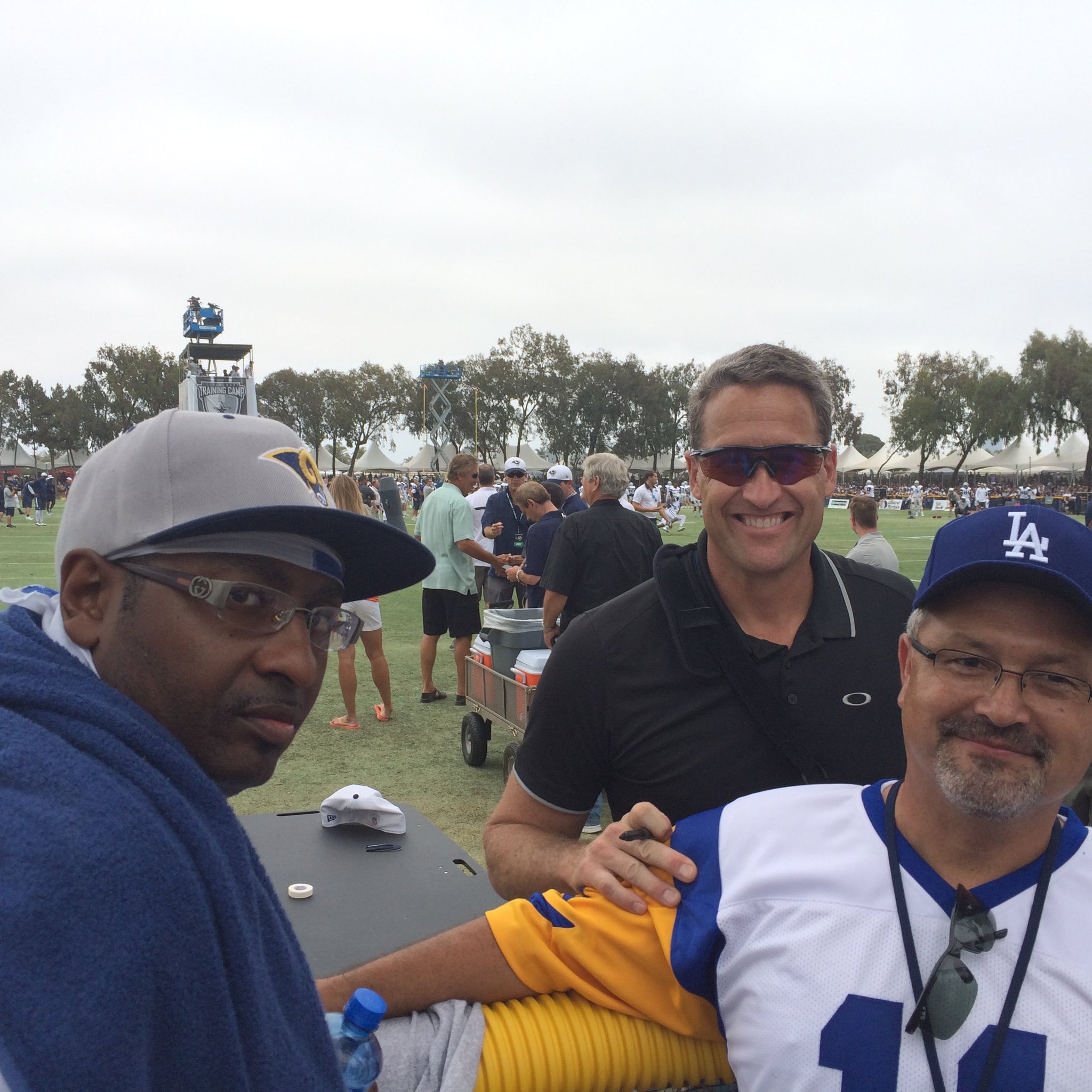  Happy Birthday to my most favorite Los Angeles Rams quarterback !! 