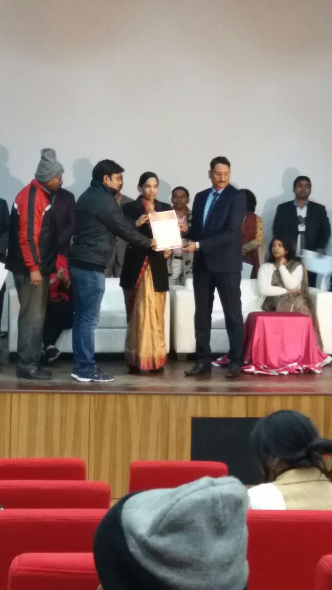 BiharPeyjal's tweet photo. P H DIVISION OFFICIALS BEING HONOURED &amp; FELICITED  BY DM AND SP VAISHALI FOR THEIR EXEMPLERY, INVALUABLE &amp; COMMENDABLE WORK  DURING CHATH, KARTIK PURNIMA MELA  AND PRAKASH PARVA . https://t.co/PhPZl98aJk