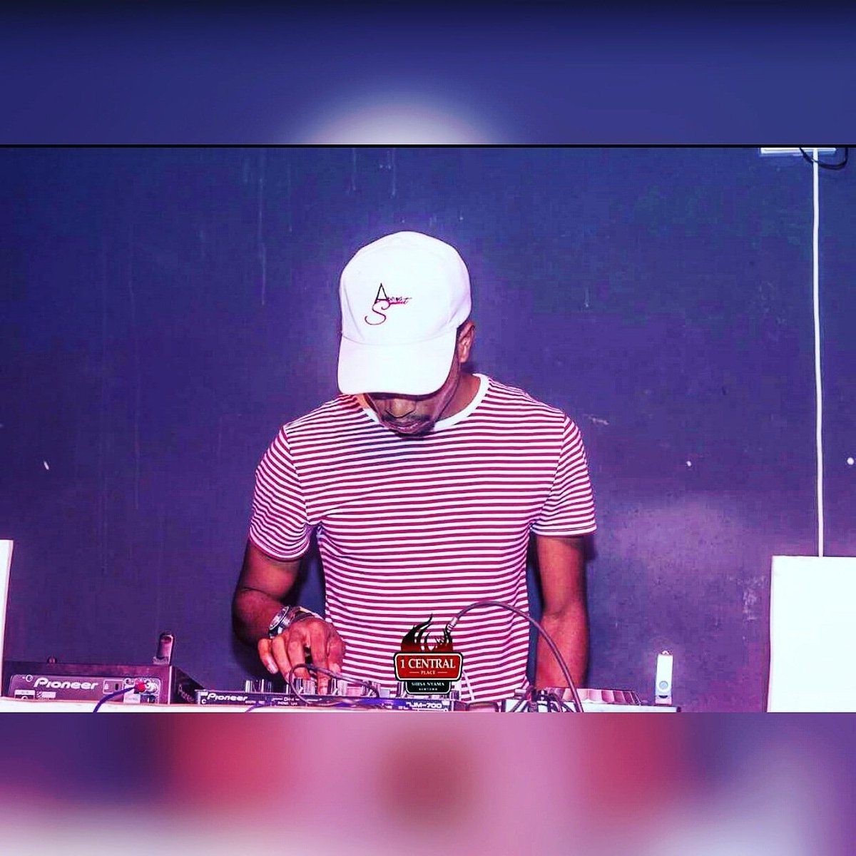 AbstractSaint's tweet image. Tailart Sundays #deephouseforever