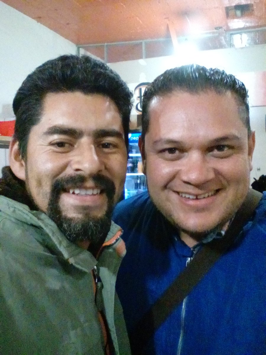 orlando_MS's tweet photo. Con mi amigazo #NorbertoGarcia
@BandaPasoaPaso https://t.co/1f6UdZEsV1