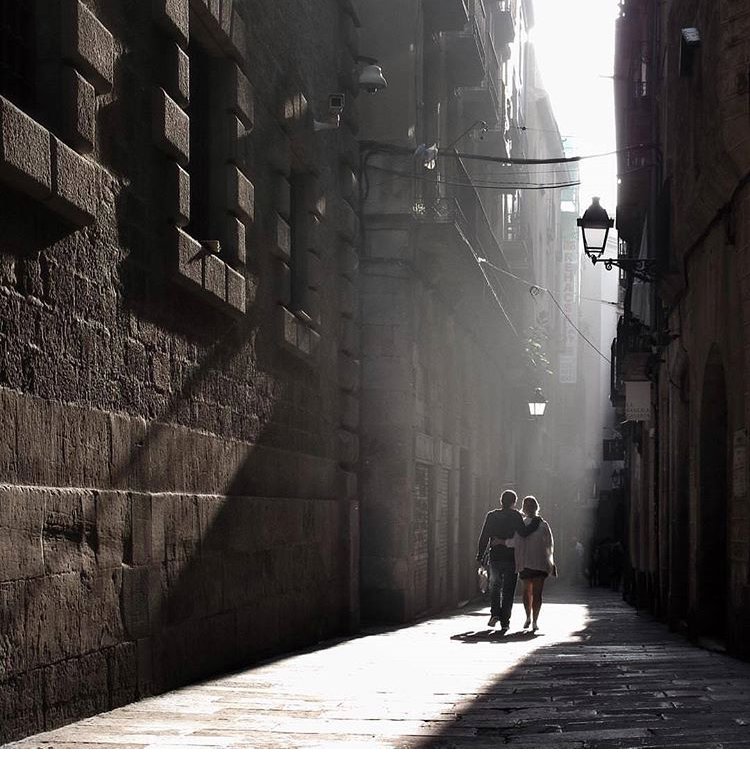 We ❤️ Barcelona city walk 😍😍😍 to Mercat Princesa! 

📷 <a href="/tonivergara/">Mr. Guapo</a> via The Barcelonist | Barcelona