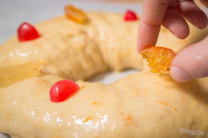 uhmmmCookies's tweet photo. Como todos los años… AL RICO #RosconDeReyes … pero esta vez, lo haces tú en casa!

https://t.co/bpJXkcFgKo https://t.co/aaVpmWh2fU