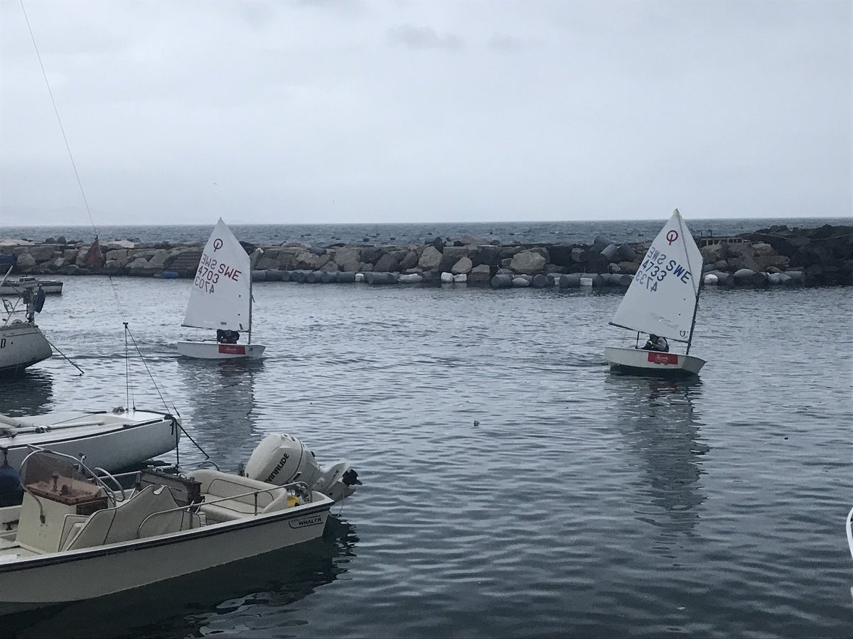 KSSS_Official's tweet photo. Calle och Oscar är sist in från gårdagens träning för att ta poolposition på bryggan inför dagens första segling. https://t.co/Gjjmk2S8ev