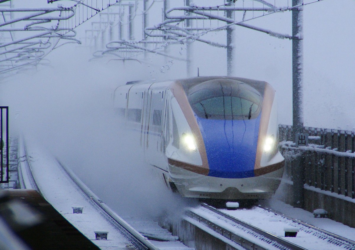 1/4・北陸新幹線3「雪煙上げるW7系・E7系」＜新高岡＞ 3501E（かがやき