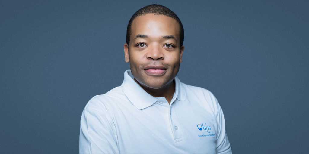 RevoDigitale's tweet photo. 10. Douglas Mbiandou (Objis) | Faire de l’Afrique le premier fournisseur de développeurs au… https://t.co/wagXqfc1fN https://t.co/duQu5GqDvm