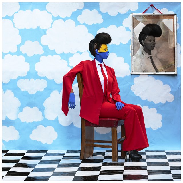 womensart1's tweet photo. Ethiopian photographer and artist Aida Muluneh, Sai Mado / The distant gaze, 2016 #womensart https://t.co/6oig3cSPd0