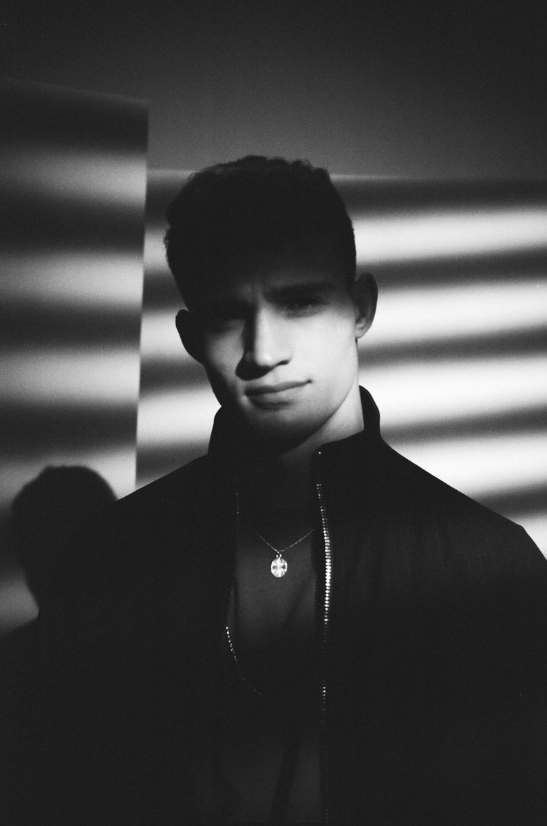 MorganFaverty's tweet image. A photo taken on set while producing @riverisland #SS18 look book. #35mm