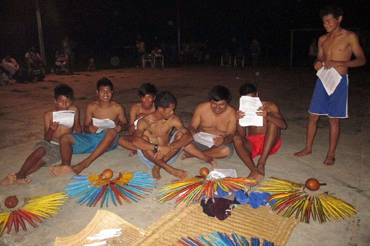 infoANS_ES's tweet photo. Brasil – Escuchando y viviendo entre los #Bororos: Beatus Volkmar #Misionero de Indonesia
https://t.co/ayjGZeM5aE https://t.co/UnrqWkCcCX