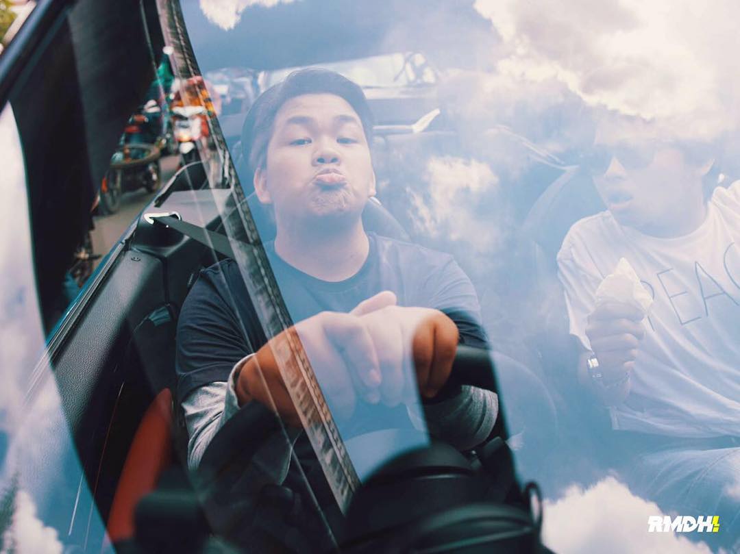 Adeliaam28's tweet photo. Happy Birthday Bang Kiboy @TeukuRyz ❤ https://t.co/so0GCiYClq
