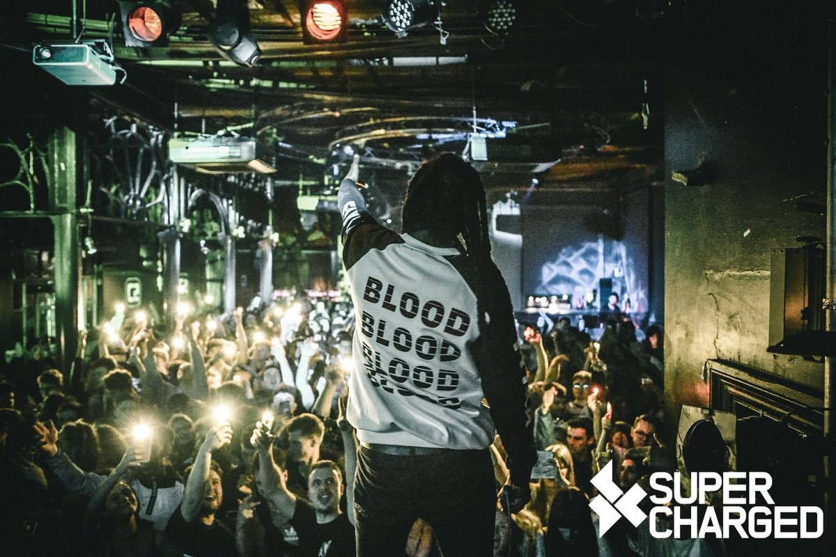 Dreadmc's tweet photo. No shows until 26th Jan. so going be hard in the studio up til then &amp; pushing my brand #bluclart https://t.co/vCbFiKW8kh