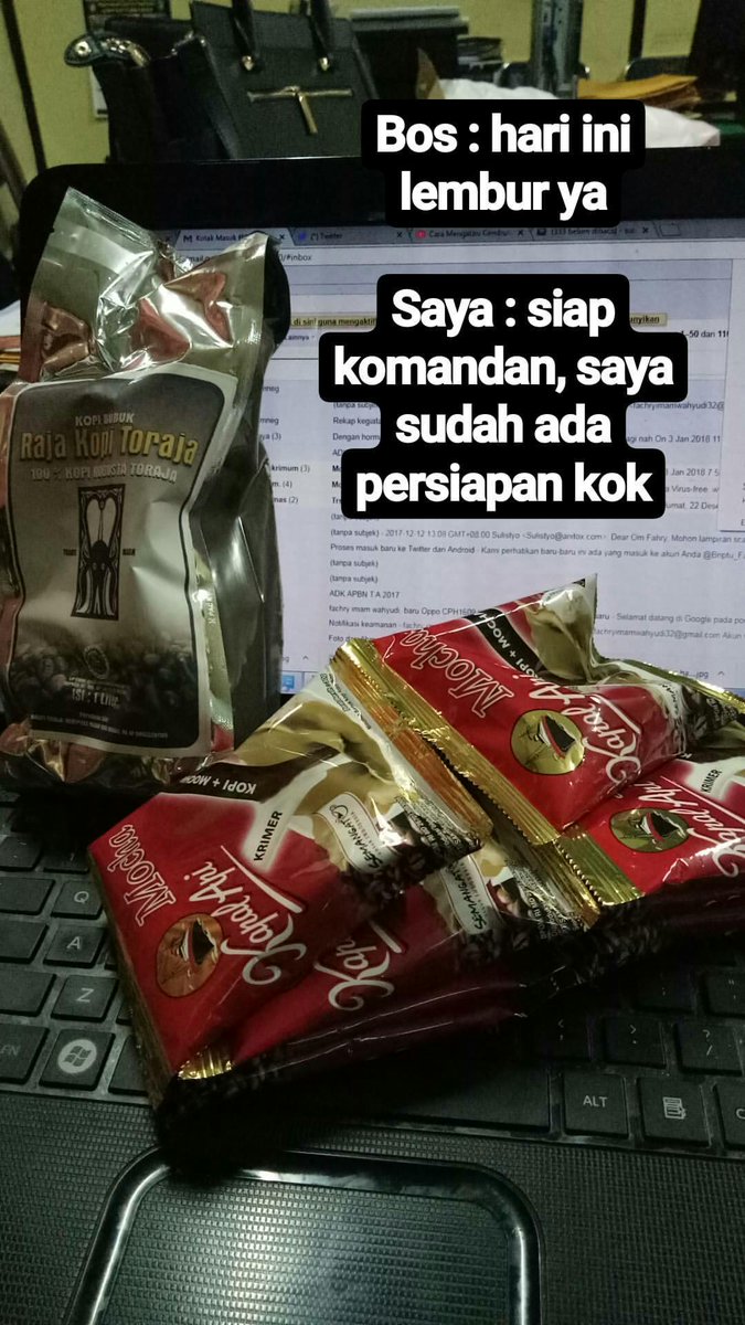 Briptu_Fachry's tweet photo. Lembur kali ini ditemani oleh Kopi Kapal Api dan Kopi toraja asli sulsel,makasih sudah jadi teman setia
#briptufachry https://t.co/2pEfYD1U1x