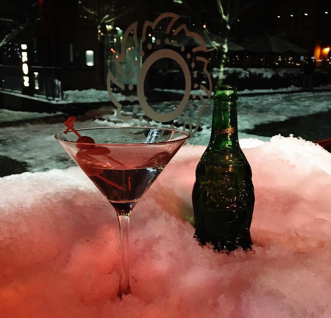 A dirty martini is always best served ICE cold. 

📷 finestbars

#dirty #martini #gin #ginmare #ginmartini #extradirty #coldaf #foodie #birmingham #uk #bar #bartender