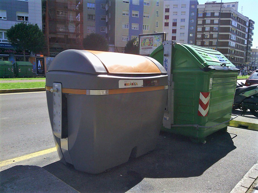 Jose_A_Romero's tweet photo. El Observatorio de Servicios Urbanos reconoce a Gijón por su innovador sistema de recogida de residuos. @EMULSAGijon #formatoverde #organica
https://t.co/Alh230fuYr https://t.co/7vCIiZi9xY