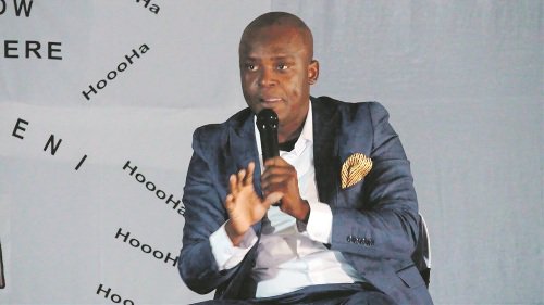 dailysunsa's tweet photo. PASTOR’S MUTHI CONFESSION!
https://t.co/gWKuPwifTa https://t.co/ZkbXWDRHQp