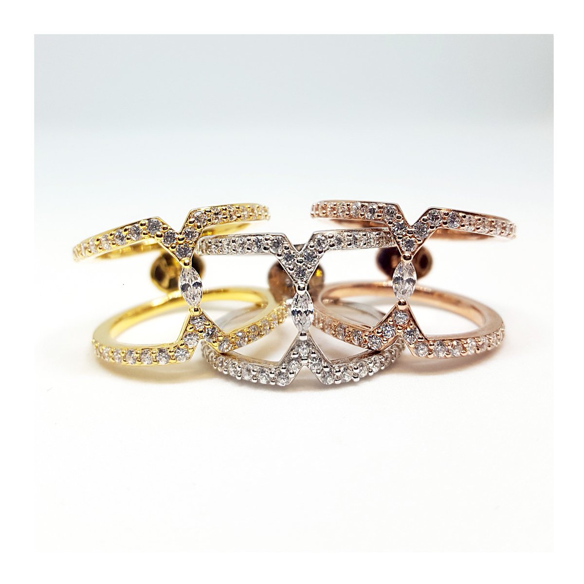 Vamp_London's tweet photo. It's always in the finer details 😌 😍 Clearance now on! Do not miss out 💥 | https://t.co/ZoO13kw6EJ 👈
#thursdaymorning #thursdayvibes #thursdays https://t.co/cHKXeFsleG