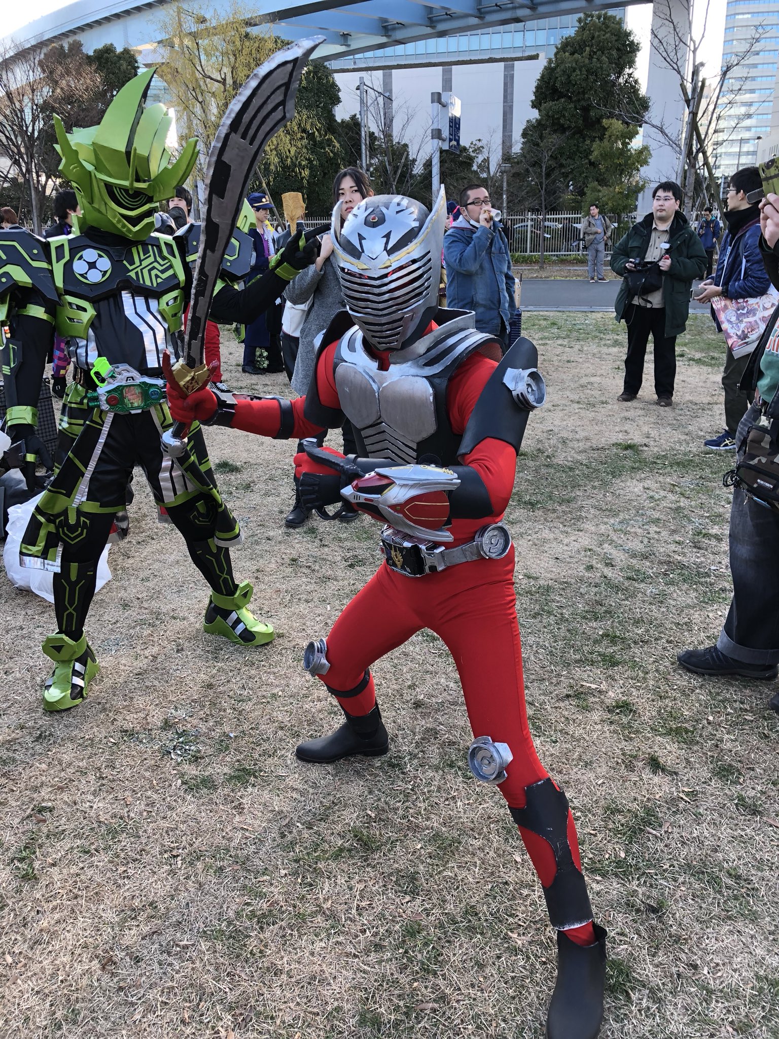 【受注制作・塗装済み完成品】仮面ライダー龍騎 コスプレ用フルスーツ一式 Amazon | TAMASHII NATIONS S.I.C. 仮面ライダー龍騎 約190mm