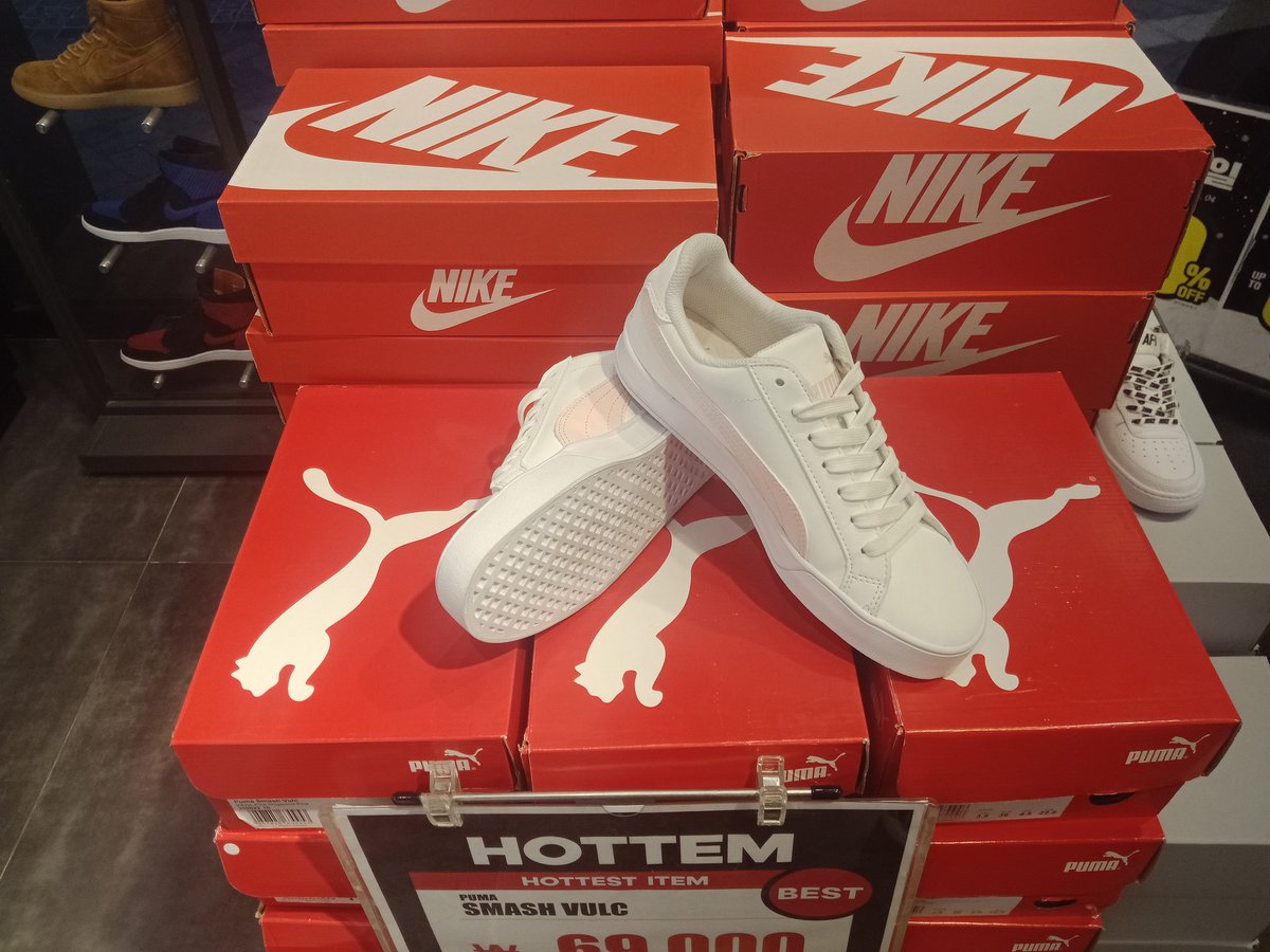 kpopsellall's tweet photo. เซลล์รองเท้า PUMA NIKE ลดราคาเหลือ 2900 บาท 
 สั่งจอง + สอบถามได้ในเมนชั่นค่ะ  #ชี้เป้าโปรถูก  #รองเท้าเกาหลี  #รองเท้าผ้าใบ  #ของดีบอกต่อ https://t.co/ROo7y6U3nk