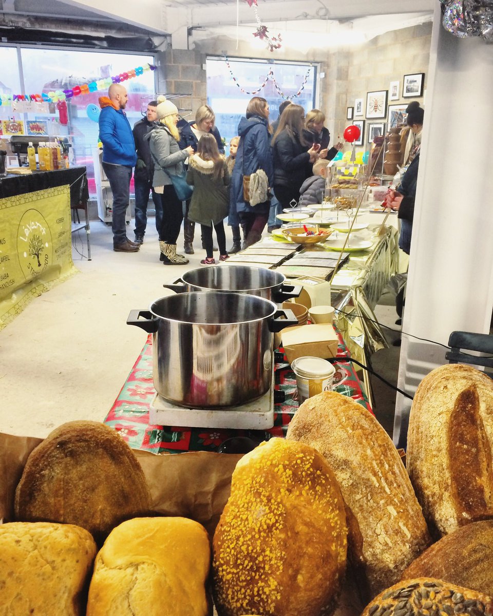 NorthendenHive's tweet photo. We’ve got a fresh bread delivery today! Pick some up with @DudeDudettes for a perfect combo! https://t.co/R5QWcn0Bbg