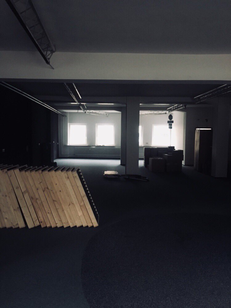 Wie angekündigt haben wir gleich zu Jahresbeginn Neuigkeiten: Am 20.01. eröffnet unsere neue Filiale in Ulm! Heute beginnen wir die Umbauten - in unseren Insta-Stories sowie hier &amp; auf facebook könnt ihr den Prozess mitverfolgen! Hier schonmal ein kleiner Einblick in die Location