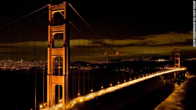 cnnbrk's tweet photo. A 4.5 magnitude earthquake struck Berkeley, CA, jolting the densely populated San Francisco Bay Area. https://t.co/BAmBfsMqSF https://t.co/7IM2daQzpG