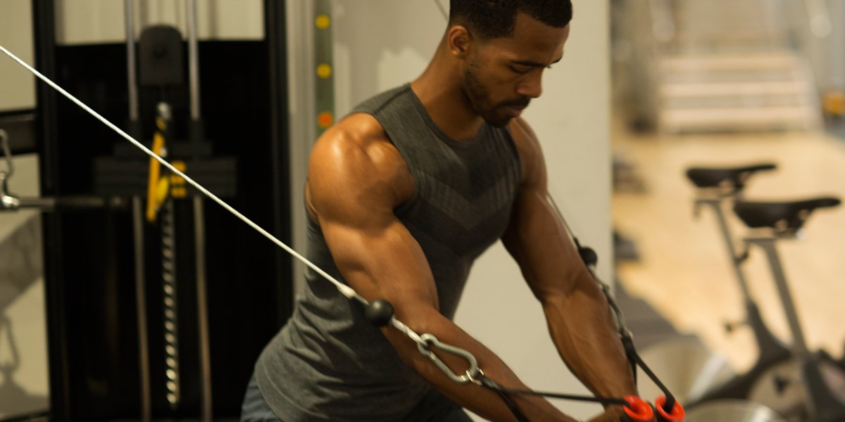 Follow <a href="/Sundried/">Sundried</a>'s guide to buying men's #gym clothing so you know what to look for and what to expect. bit.ly/2CrKRUr