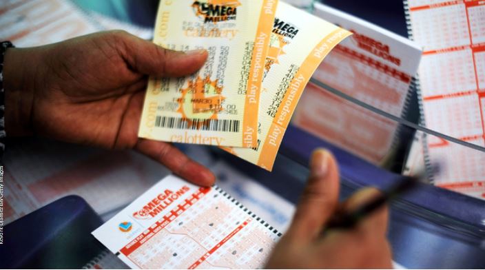 Tamarac 7-Eleven sells winning Mega Millions ticket worth $4 million bit.ly/2qq0OEY?utm_so… https://t.co/sT0zyYADO0