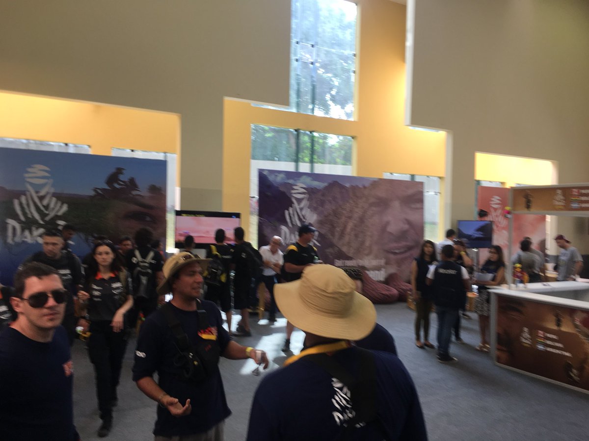 strebbel71's tweet photo. Administrative checks @dakar2018 https://t.co/227YedbyxY