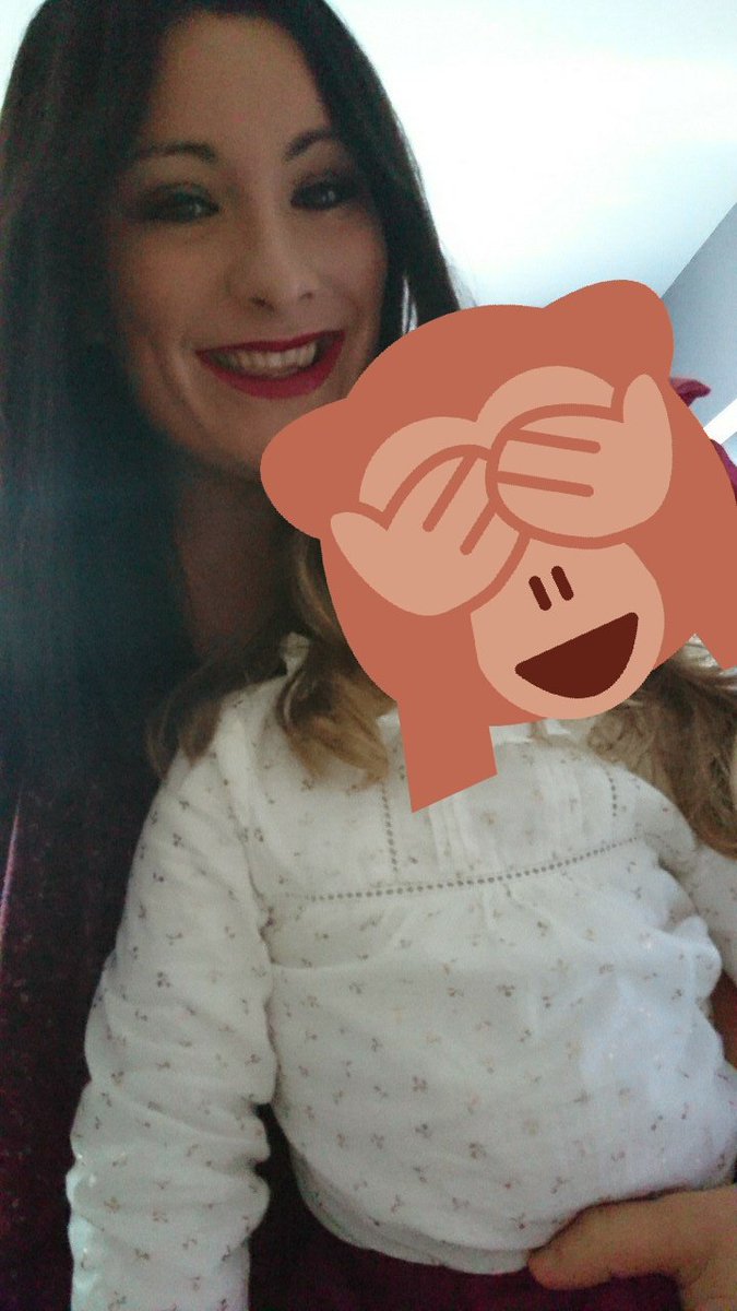 Alejandra9890's tweet photo. Navidades en familia.... #Somos6 #VamosAPorEl7 Sin lugar a dudas #MamaMolona https://t.co/Ic5JmHYtK8