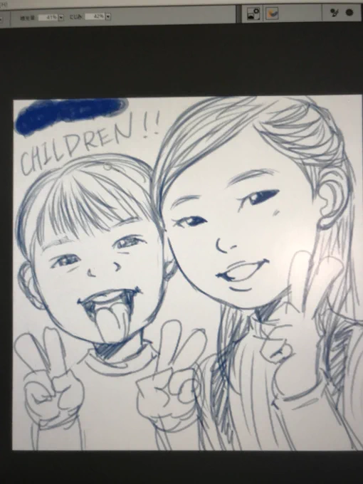 LINEとFacebookのアイコンを
新しくしようと思って描いてるー。
娘と息子の似顔絵ー( *՞ ਊ ՞*) 