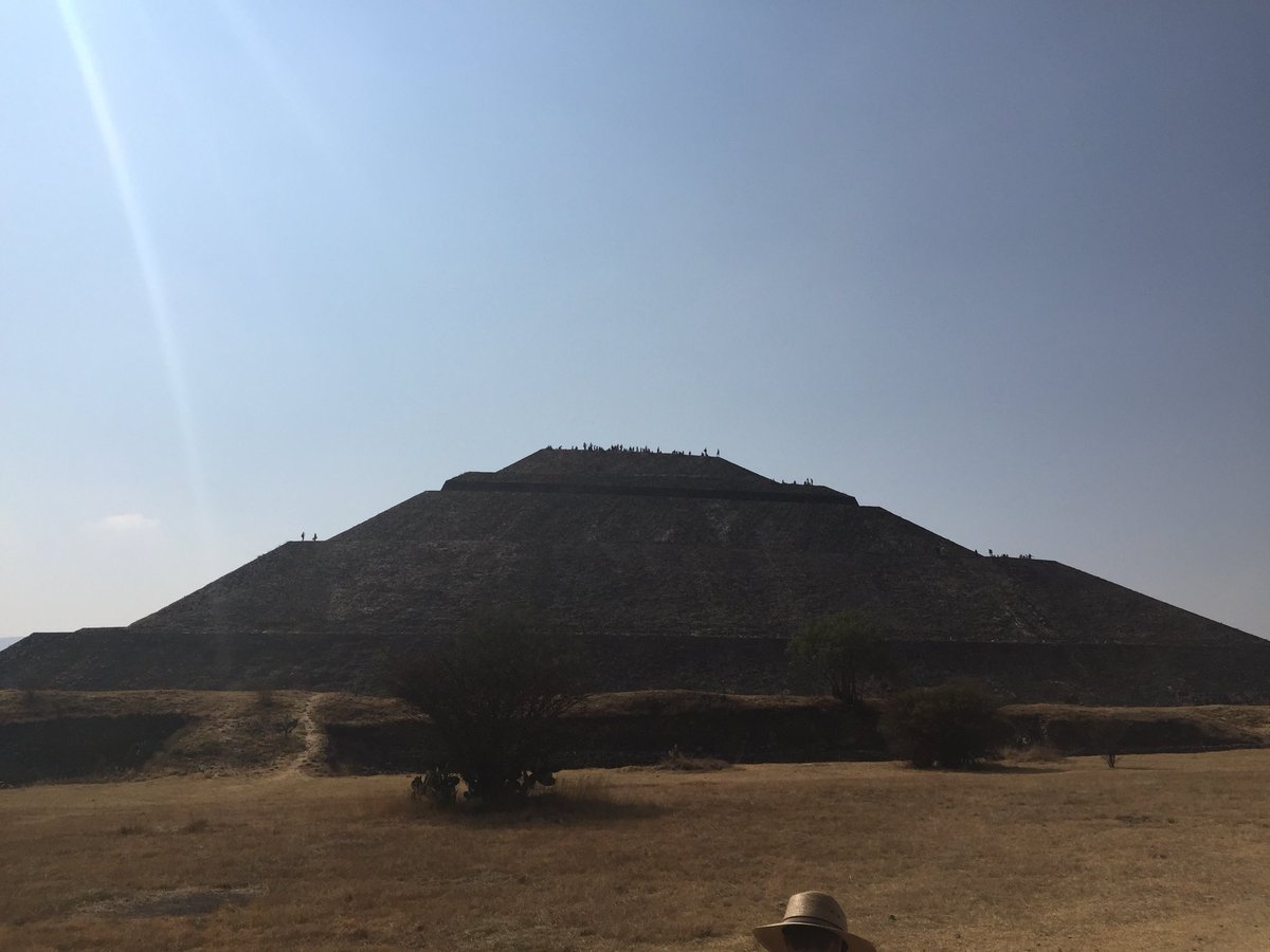 luifilPOL's tweet photo. #piramide #teotihuacan #mx #cargaenergia #actiud @luifilPOL @CristernaPaola https://t.co/Yk1QsEXvgl
