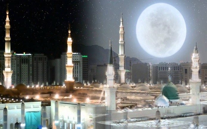 essa_graba's tweet photo. نُوْراً عَلَى الدُّنْيَا أَطَلَّ… وَرَحْمَةً
فِيْهَا هَمَى… فَشَدَتْ لَهُ تَعْظِيْما
#ﷺ
يَا سَائِرِيْنَ… عَلَى طَرِيْقِ مُحَمَّدٍ
"صَلُّوا عَلَيْهِ… وَسَلِّمُوا تَسْلِيْما"
#ﷺ
#عيسى_جرابا https://t.co/8Jw8LLowTV