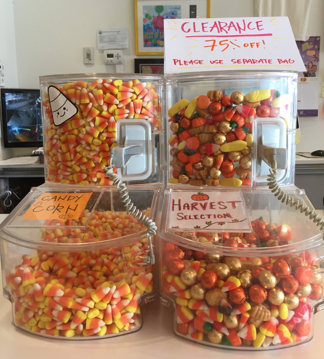 JencoBrosCandy's tweet photo. Get it before it goes! 75% off candy corn &amp; harvest selection! #UC #Bearcats #JencoBrothersCandy https://t.co/QDOmI9oWuB