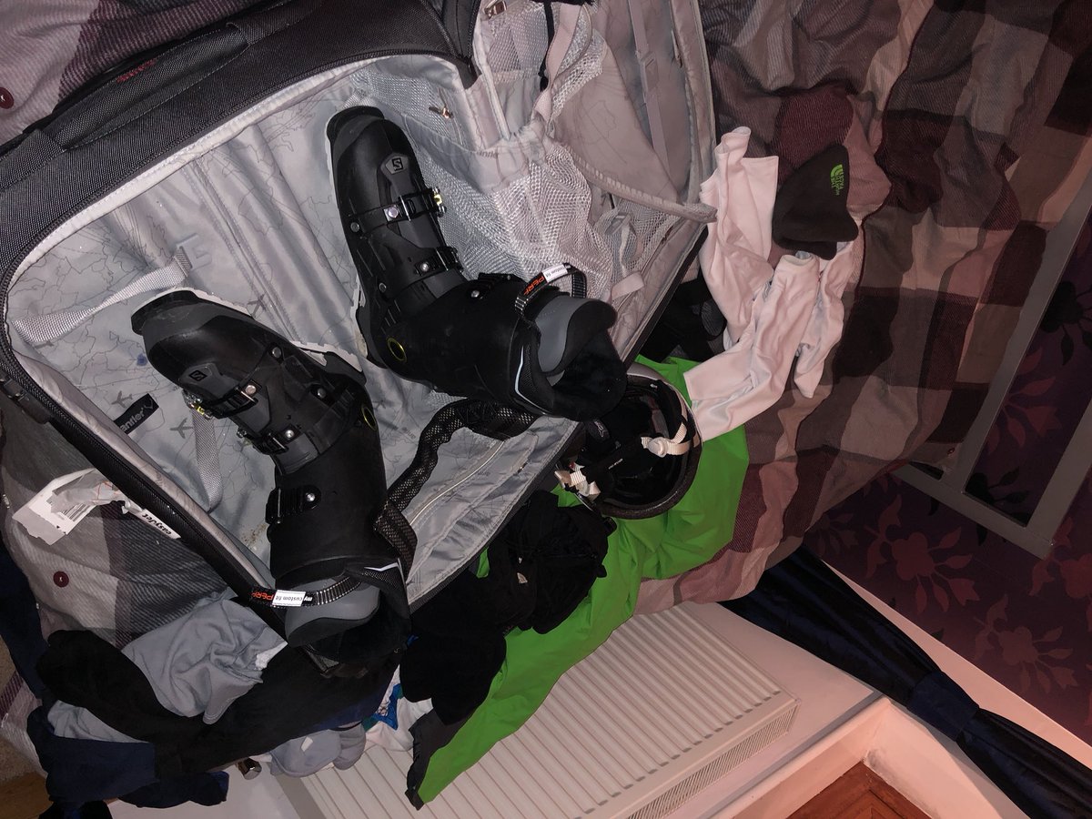 ben_hock's tweet photo. When you realise you go skiing in 36 hours. And havenβt packed yet! Oops @dr_doddle @SkiBlanc @Meribel3Valleys #skiboots #emptycase #disorganised https://t.co/Acz2gCebgx