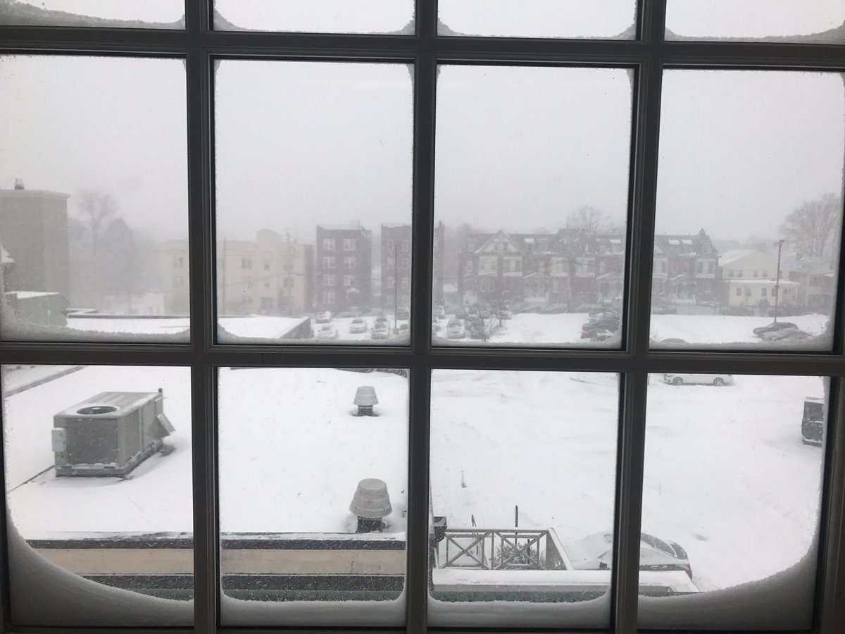 NinaSchutzman's tweet photo. #PJSnow https://t.co/gdo7IOPiAk