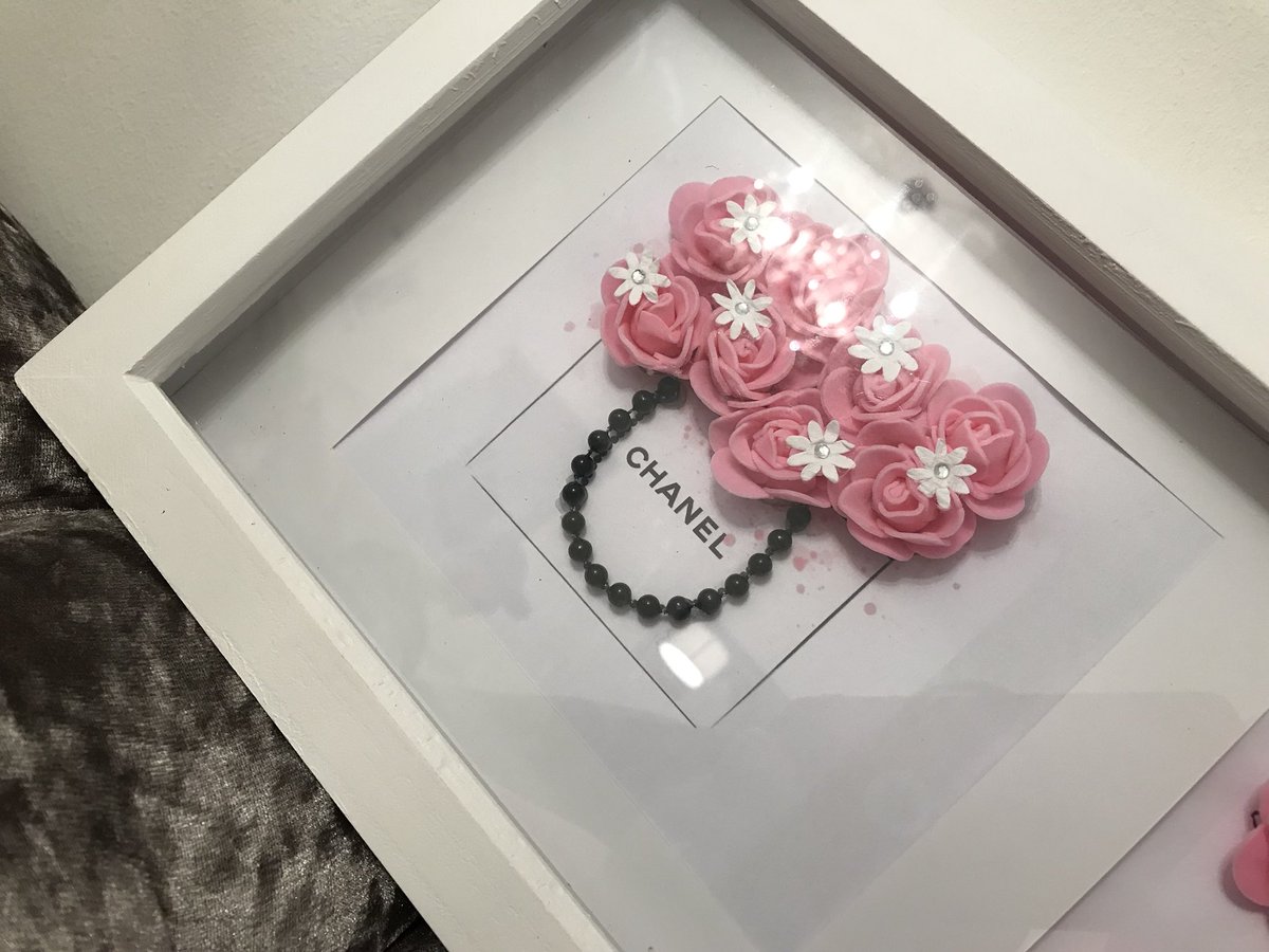 beau_lovelyxx's tweet photo. Gorgeous Triple 3D Chanel Frame 💗 DM to Order 💗 PayPal Accepted 💗 Trusted Seller 💗 Introductory Prices On All New Items 💗 RT https://t.co/Qdbum1m5hn