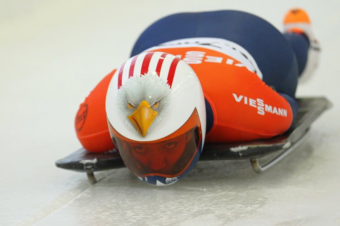 OlympicSkeleton's tweet photo. Skeleton athletes can feel upwards of 5 G's at any point in their downhill descent. This is equal to the forces felt by professional drag racers during acceleration! https://t.co/9AzUcewXkG