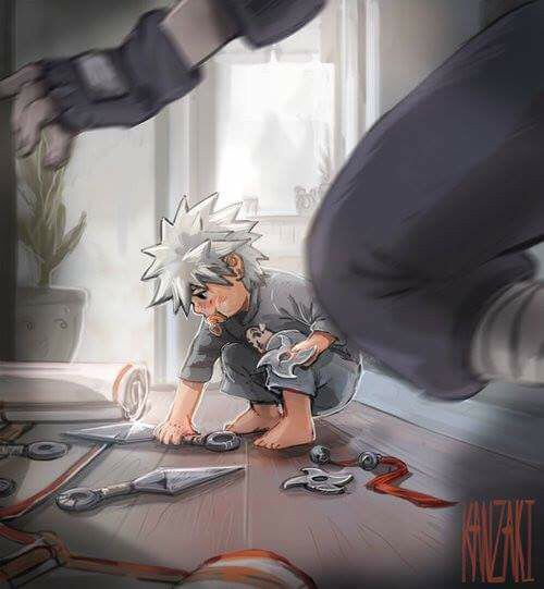 StrxngHatake's tweet image. —Ayudando a recoger las armas de papá.