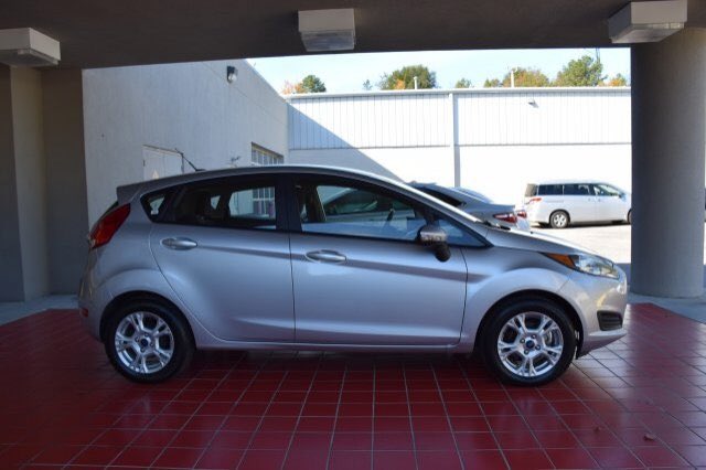 autoPROScola's tweet photo. 2016 Ford Fiesta SE FWD Hatchback with 31,633 miles!

No Haggle Price: $9,863
Call 803-497-3525 or visit the link below for more information. 

https://t.co/M8UM81NkAb https://t.co/tTe1MKtgPm