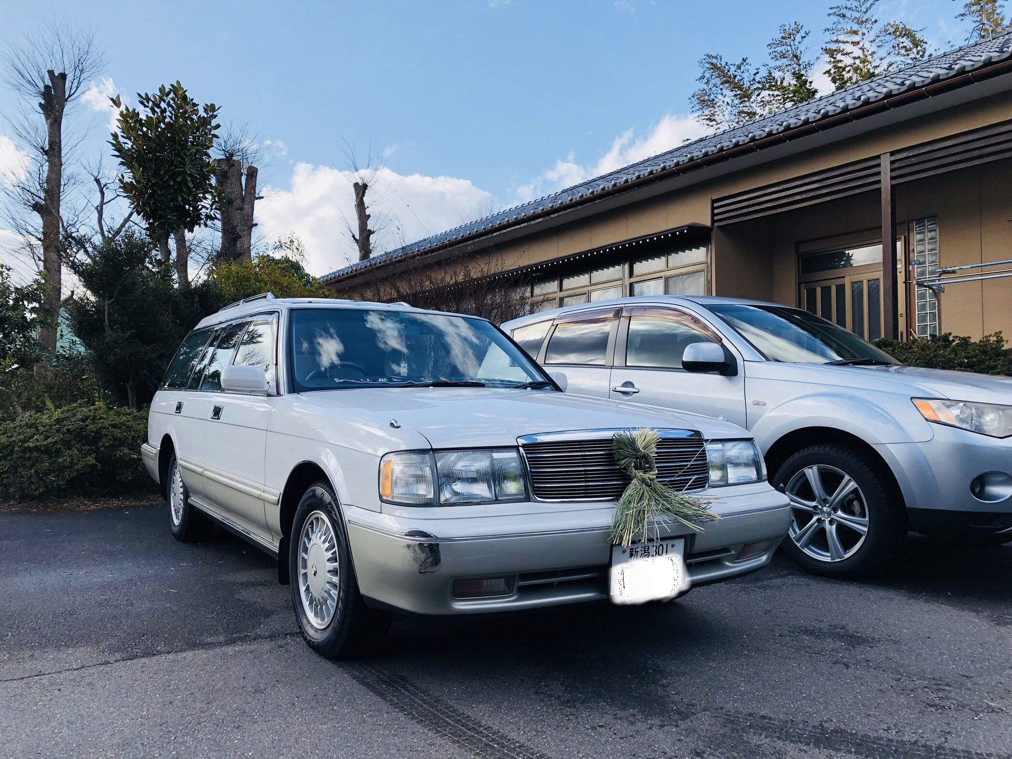 Takafumi Machii No Twitter 130クラウンワゴン 旧車 正月飾り 愛車 T Co Jmmolnyoc1 Twitter