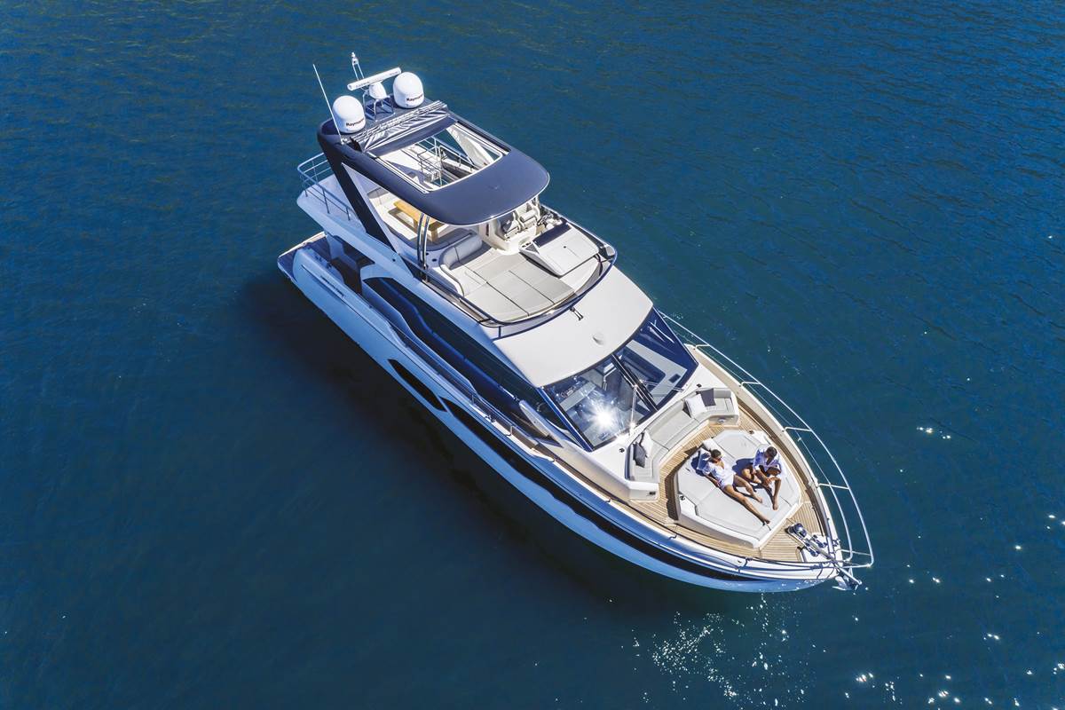 AbsoluteYachtHK's tweet photo. With IPS-800 systems and the celebrated #Absolute hull, #Absolute58Fly ensure low consumption, maneuverability, silent movement and reliability, she offers to sea-lovers a seagoing #experience guided by pleasure and safety on all sides.
#AbsoluteYachts #Italy #bootDüsseldorf https://t.co/xjN4RPVwwB