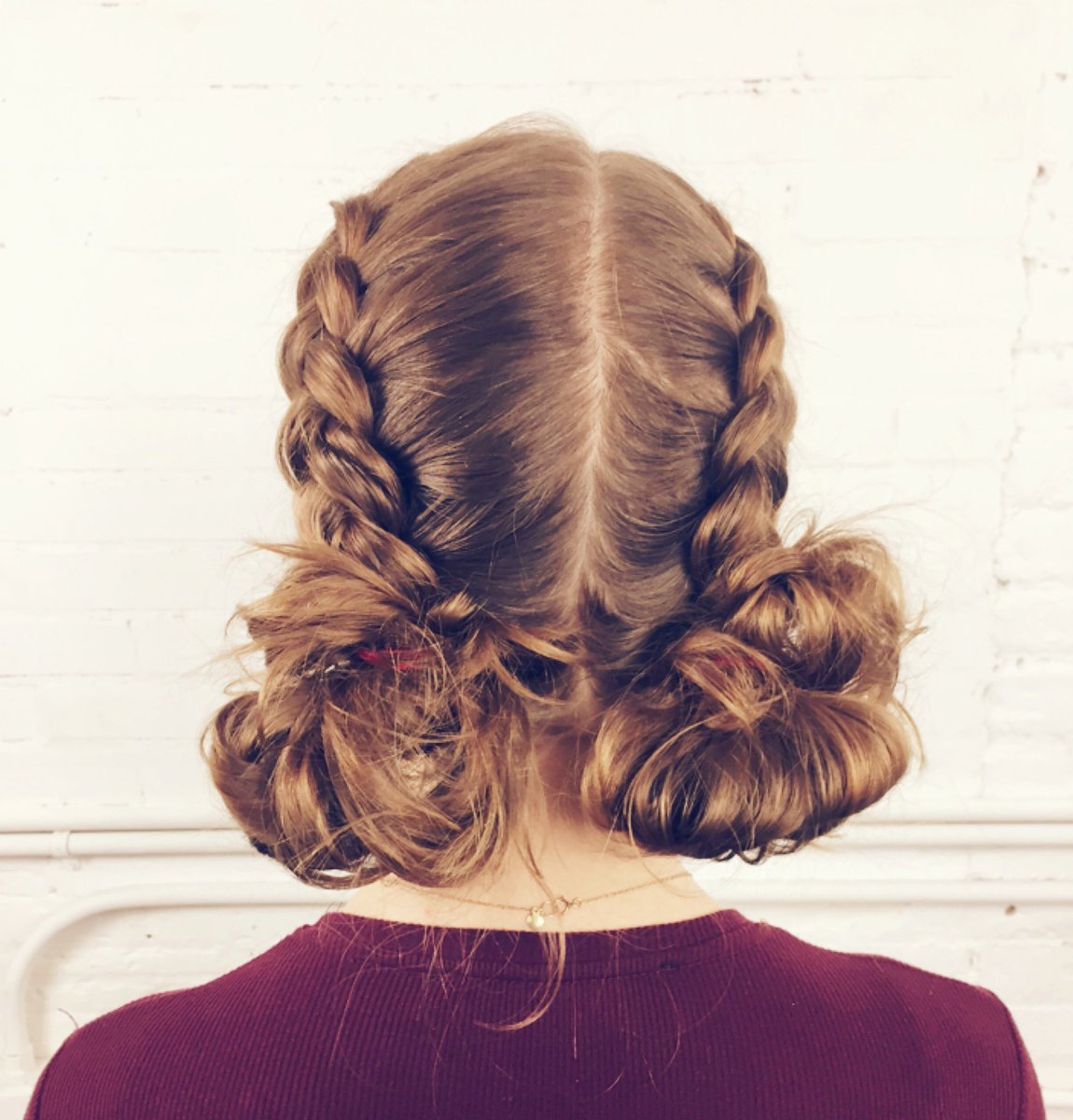 HowToBeARedhead's tweet photo. Braid buns 🧚♀️ #tutorialcomingsoon #rockitlikearedhead https://t.co/IINciHWRwG