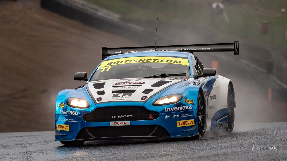 SteveHindle's tweet photo. Words and pictures on the why #JonBarnes will be the biggest loss to the #BritishGT grid unless somebody seizes the opportunity to win in 2018 . . 

https://t.co/qqB6Dyp5kI

#AstonMartin #GT #GT3 https://t.co/ZqIfsYUzF3
