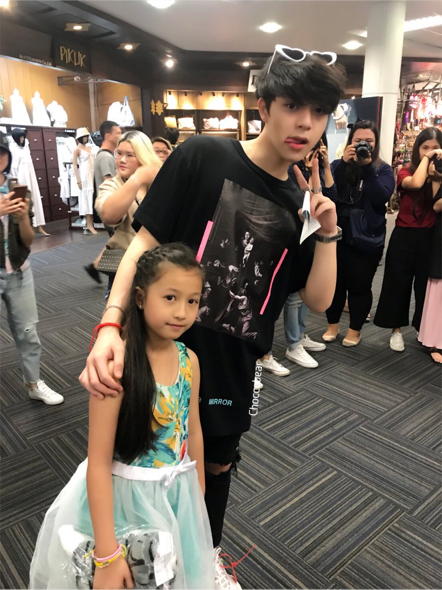 choccobearsweet's tweet photo. อ้ายบ่าวของนู๋ปลายฝน ^_^ #บาสเด็กอ้วนที่แท้จริง #เต้ติสชีวิตโลเทค #อะไรอะไรก็ตี๋ #ขุณขิมมอญ #plyfon https://t.co/s4cDbFrHmd