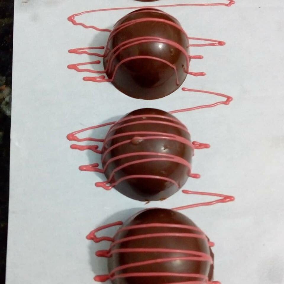 ContratSE's tweet image. 🍭🍭🍭Mariah dos doces 🍭🍭🍭 
Aqui possuímos os melhores  preços e melhores sabores da Ilha. 
Doces feitos com carinho especialmente para você. 
Contatos : (98) 991920970 whats 

Até aqui, ajudou-nos o Senhor!