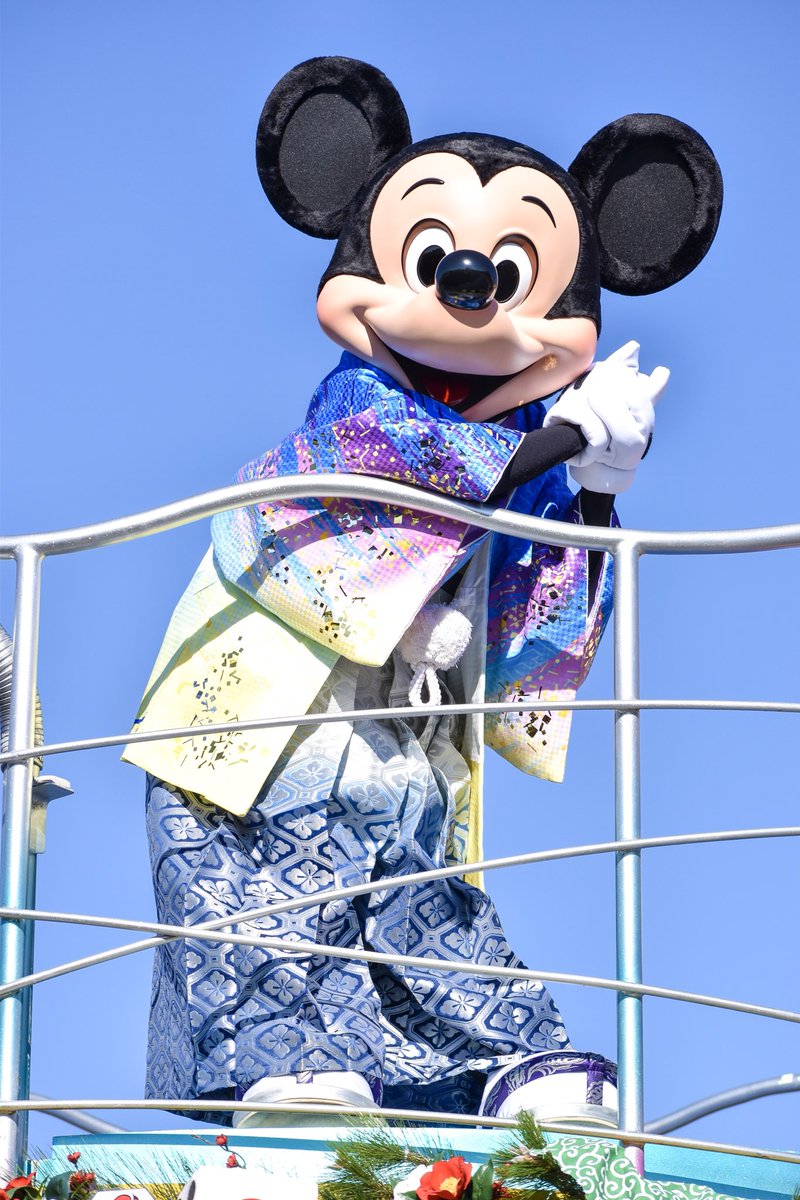 D_mpd34's tweet photo. 明日は年パス持ってる地元の友達とイン！！ https://t.co/7jt1qYJH3x